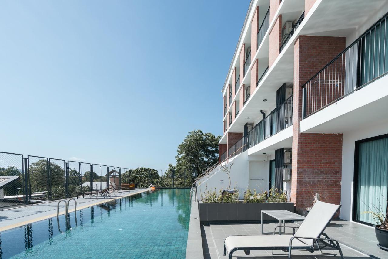 Marina House Muaythai Ta-Iad Phuket Chalong Esterno foto